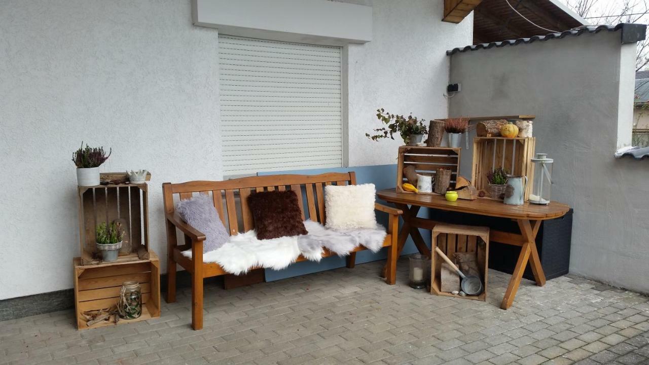 Ferienwohnung Rucksack-Bimbes Altendiez エクステリア 写真